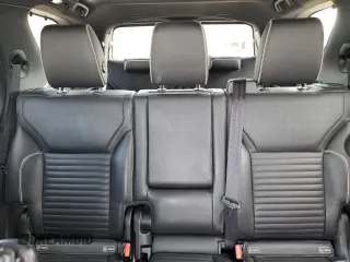2018 Land Rover Discovery HSE Luxury with VIN SALRT2RV6JA074679, listed as a Copart auction lot 61619354 with 123,180 mi miles and Salvage Title. Bid and sale history available at carsss.com. Image 10.