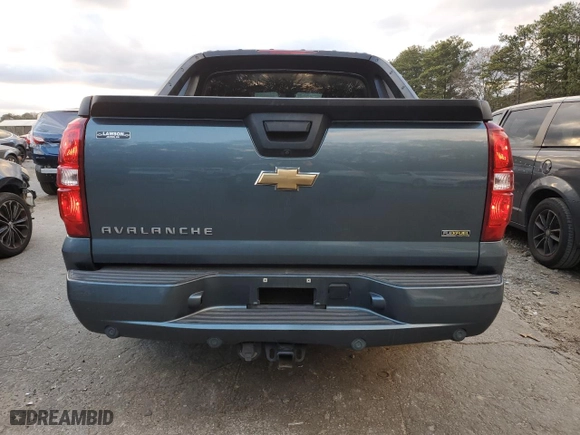 2008 Chevrolet Avalanche LS with VIN 3GNEC12078G124913, listed as a Copart auction lot 83841964 with 211,148 mi miles and Salvage Title. Bid and sale history available at carsss.com. Image 6.
