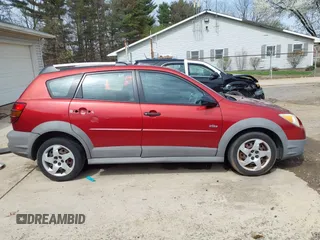 2005 Pontiac Vibe with VIN 5Y2SL63855Z440318, listed as a IAAI auction lot 41988822 with 256,115 mi miles and . Bid and sale history available at carsss.com. Image 14.