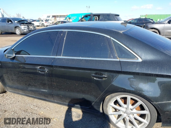 2016 Audi A3 Premium Plus z VIN WAUE8GFF4G1021048, wystawiony jako IAAI lot #41632960 z przebiegiem 107 911 mil mil oraz . Historia ofert i sprzedaży dostępna na DreamBid. Obrazek 13.