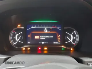 2025 Honda Passport EX-L z VIN 5FNYF8H5XSB017943, wystawiony jako IAAI lot #42027857 z przebiegiem 1822 mil mil oraz . Historia ofert i sprzedaży dostępna na DreamBid. Obrazek 7.