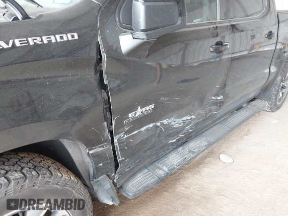 2022 Chevrolet Silverado 1500 RST with VIN 1GCUDEET0NZ644607, listed as a IAAI auction lot 41614044 with 56,524 mi miles and . Bid and sale history available at DreamBid. Image 6.