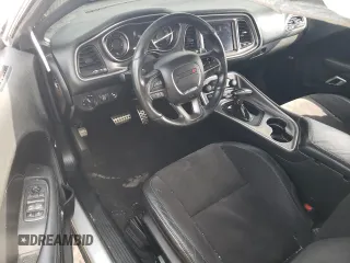 2019 Dodge Challenger R/T Scat Pack z VIN 2C3CDZFJ8KH642376, wystawiony jako Copart lot #74130094 z przebiegiem 59 742 mil mil oraz Szkoda całkowita • Salvage title. Historia ofert i sprzedaży dostępna na DreamBid. Obrazek 8.