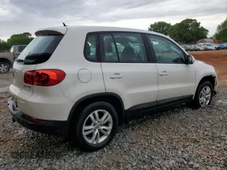2013 Volkswagen Tiguan S with VIN WVGAV3AX2DW620818, listed as a Copart auction lot 53974985 with 135,075 mi miles and Salvage title. Bid and sale history available at DreamBid. Image 3.