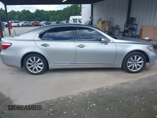 2007 Lexus LS 460 z VIN JTHBL46F575044235, wystawiony jako IAAI lot #42518998 z przebiegiem 224 489 mil mil oraz . Historia ofert i sprzedaży dostępna na DreamBid. Obrazek 14.