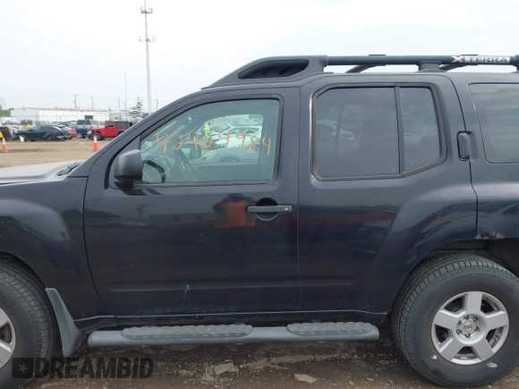 2007 Nissan Xterra SE z VIN 5N1AN08W67C513871, wystawiony jako IAAI lot #42424984 z przebiegiem 145 552 mil mil oraz . Historia ofert i sprzedaży dostępna na DreamBid. Obrazek 15.