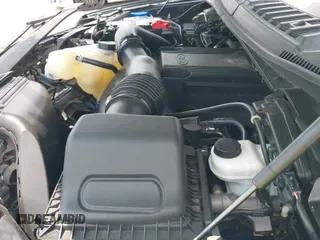 2018 Ford F-150 XL z VIN 1FTFW1EG0JKC12858, wystawiony jako IAAI lot #43016708 z przebiegiem 112 769 mil mil oraz . Historia ofert i sprzedaży dostępna na DreamBid. Obrazek 20.