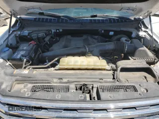 2019 Ford Expedition XLT z VIN 1FMJU1HT6KEA76353, wystawiony jako Copart lot #57823505 z przebiegiem 91 679 mil mil oraz Szkoda całkowita • Salvage title. Historia ofert i sprzedaży dostępna na DreamBid. Obrazek 12.