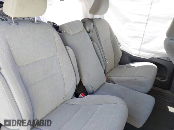 2017 Toyota Sienna LE Auto Access Seat with VIN 5TDKZ3DC6HS830933, listed as a IAAI auction lot 41973417 with 88,449 mi miles and . Bid and sale history available at DreamBid. Image 8.