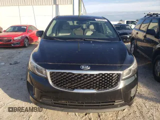 2017 Kia Sedona LX with VIN KNDMB5C15H6306388, listed as a Copart auction lot 84343854 with 106,088 mi miles and Salvage Title. Bid and sale history available at carsss.com. Image 5.