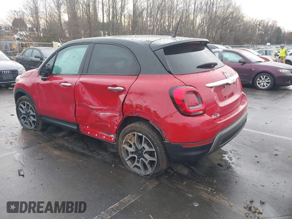 2021 FIAT 500X Trekking z VIN ZFBNF3B17MP944728, wystawiony jako IAAI lot #41460442 z przebiegiem 27 574 mil mil oraz . Historia ofert i sprzedaży dostępna na DreamBid. Obrazek 3.