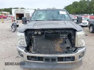 2011 Ford F-250 XL with VIN 1FT7W2A68BEB68809, listed as a IAAI auction lot 40592632 with 189,675 mi miles and . Bid and sale history available at carsss.com. Image 12.