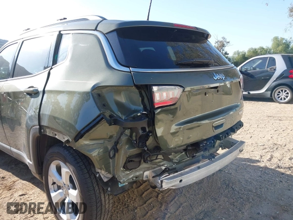 2018 Jeep Compass Latitude with VIN 3C4NJCBB2JT462065, listed as a IAAI auction lot 41985263 with 38,863 mi miles. Bid and sale history available at carsss.com. Image 6.