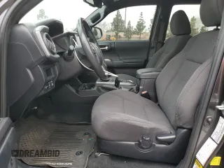 2017 Toyota Tacoma SR5 z VIN 3TMAZ5CNXHM048452, wystawiony jako Copart lot #52996785 z przebiegiem 71 588 mil mil oraz Szkoda całkowita • Salvage title. Historia ofert i sprzedaży dostępna na DreamBid. Obrazek 7.