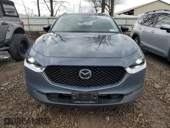 2022 Mazda CX-30 S Preferred with VIN 3MVDMBCLXNM428913, listed as a Copart auction lot 50717155 with 18,622 mi miles and Salvage Title. Bid and sale history available at DreamBid. Image 5.