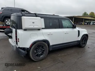 2021 Land Rover Defender S с VIN SALEJ7RX1M2046919, выставлен на аукционе Copart как лот 71701984 с пробегом 37 655 миль миль и Списание • Salvage title. История ставок и продаж доступна на DreamBid. Изображение 3.