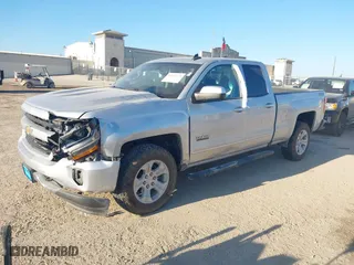 2018 Chevrolet Silverado 1500 LT with VIN 1GCVKREC1JZ343680, listed as a IAAI auction lot 41114773 with 92,889 mi miles. Bid and sale history available at carsss.com. Image 17.
