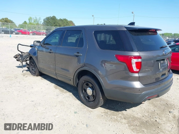2017 Ford Police Interceptor Utility z VIN 1FM5K8ARXHGC56544, wystawiony jako IAAI lot #41975462 z przebiegiem 183 151 mil mil oraz . Historia ofert i sprzedaży dostępna na DreamBid. Obrazek 3.