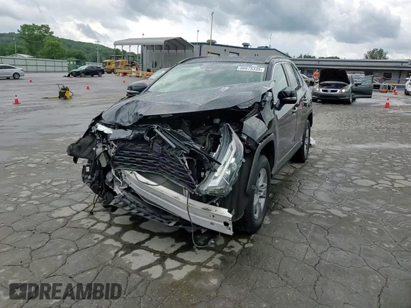 2022 Toyota RAV4 XLE with VIN 2T3W1RFV8NW222612, listed as a Copart auction lot 60675335 with 63,446 mi miles and Salvage title. Bid and sale history available at DreamBid. Image 14.