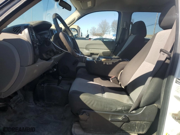 2008 Chevrolet Silverado 3500HD SRW LT w/1LT with VIN 1GCHK33678F180956, listed as a Copart auction lot 49663765 with 292,375 mi miles and Salvage Title. Bid and sale history available at carsss.com. Image 7.