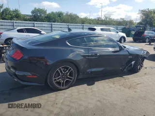 2020 Ford Mustang GT z VIN 1FA6P8CF8L5136040, wystawiony jako Copart lot #56015965 z przebiegiem 67 571 mil mil oraz Nie do naprawy • Non repairable. Historia ofert i sprzedaży dostępna na DreamBid. Obrazek 3.