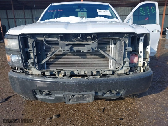 2015 Chevrolet Silverado 1500 LS with VIN 1GCVKPEC7FZ261769, listed as a IAAI auction lot 41279120 with 158,192 mi miles. Bid and sale history available at carsss.com. Image 6.
