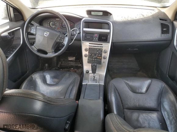 2010 Volvo XC60 3.2L with VIN YV4982DZ7A2062440, listed as a Copart auction lot 45383095 with 203,790 mi miles and Salvage Title. Bid and sale history available at carsss.com. Image 8.