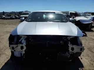 2019 Honda Accord Touring with VIN 1HGCV3F97KA018712, listed as a Copart auction lot 61665185 with 104,392 mi miles and Salvage title. Bid and sale history available at DreamBid. Image 5.