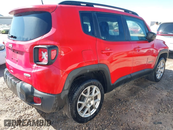 2022 Jeep Renegade Latitude with VIN ZACNJDB15NPN86015, listed as a IAAI auction lot 42024444 with 55,122 mi miles and . Bid and sale history available at DreamBid. Image 4.