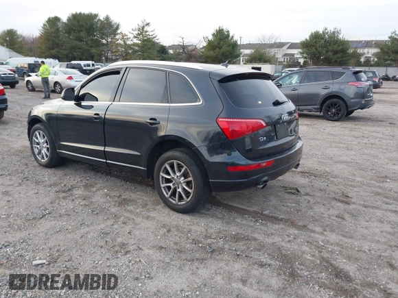2012 Audi Q5 Premium z VIN WA1CFAFP5CA124053, wystawiony jako IAAI lot #40917328 z przebiegiem 90 954 mil mil oraz . Historia ofert i sprzedaży dostępna na DreamBid. Obrazek 3.