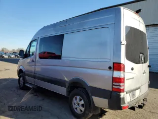 2018 Mercedes-Benz Sprinter with VIN WD4FE7CD5JP631179, listed as a Copart auction lot 42374965 with 49,000 mi miles and Salvage Title. Bid and sale history available at DreamBid. Image 2.