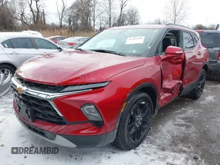2023 Chevrolet Blazer LT z VIN 3GNKBJRS1PS225535, wystawiony jako IAAI lot #41389360 z przebiegiem 7 197 mil mil oraz . Historia ofert i sprzedaży dostępna na DreamBid. Obrazek 2.