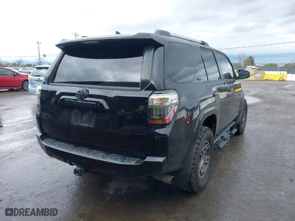 2020 Toyota 4Runner SR5 with VIN JTEBU5JR9L5745422, listed as a IAAI auction lot 41500603 with 58,926 mi miles. Bid and sale history available at carsss.com. Image 4.