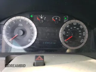 2008 Ford Escape XLT с VIN 1FMCU03168KC15402, выставлен на аукционе Copart как лот 61370205 с пробегом 215 441 миль миль и Чистый • Clean title. История ставок и продаж доступна на DreamBid. Изображение 9.