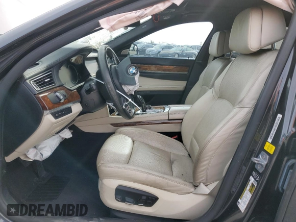 2014 BMW 7 Series ALPINA B7 with VIN WBAYE8C52ED134788, listed as a Copart auction lot 84549164 with 162,635 mi miles and Salvage Title. Bid and sale history available at carsss.com. Image 7.