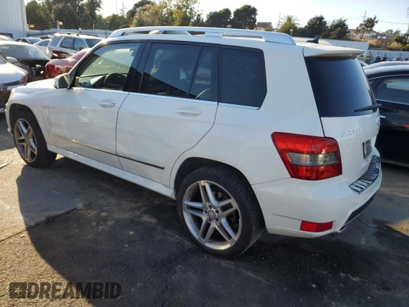 2011 Mercedes-Benz GLK 350 with VIN WDCGG5GB8BF531679, listed as a Copart auction lot 72500564 with 81,764 mi miles and Salvage Title. Bid and sale history available at DreamBid. Image 2.