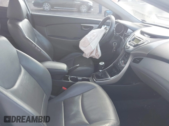 2013 Hyundai Elantra GS z VIN KMHDH6AE3DU004609, wystawiony jako IAAI lot #41738554 z przebiegiem 108 586 mil mil oraz . Historia ofert i sprzedaży dostępna na DreamBid. Obrazek 5.
