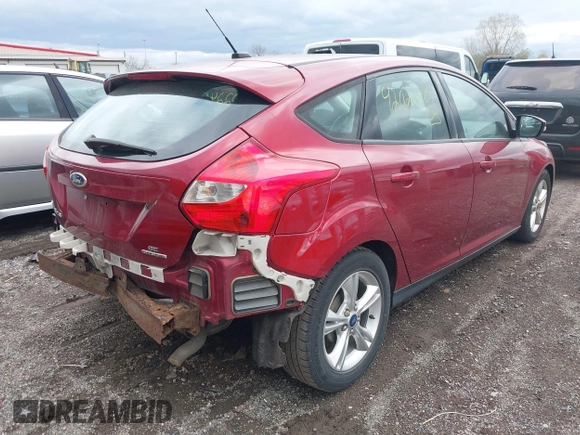 2014 Ford Focus SE with VIN 1FADP3K20EL136640, listed as a IAAI auction lot 42022467 with 137,475 mi miles. Bid and sale history available at carsss.com. Image 4.