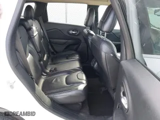 2017 Jeep Cherokee Limited with VIN 1C4PJMDB6HW555493, listed as a IAAI auction lot 41799350 with 92,591 mi miles. Bid and sale history available at carsss.com. Image 8.