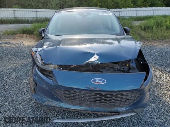 2020 Ford Escape S with VIN 1FMCU0F60LUB93370, listed as a Copart auction lot 54929985 with 52,354 mi miles and Salvage title. Bid and sale history available at DreamBid. Image 5.
