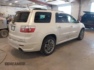 2011 GMC Acadia Denali z VIN 1GKKVTED8BJ325536, wystawiony jako IAAI lot #42246373 z przebiegiem 185 972 mil mil oraz . Historia ofert i sprzedaży dostępna na DreamBid. Obrazek 4.