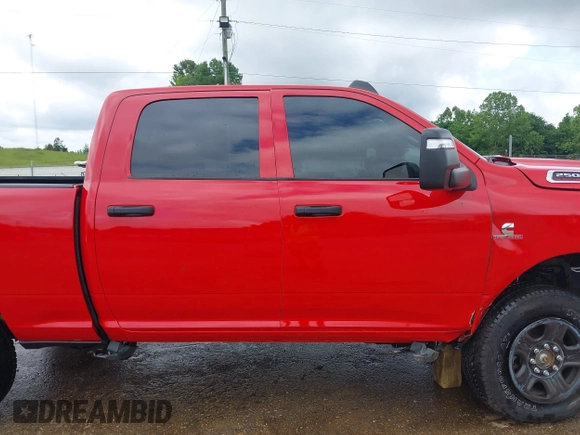 2024 Ram 2500 Tradesman with VIN 3C6UR5CL2RG235185, listed as a IAAI auction lot 42241146 with 11,312 mi miles and . Bid and sale history available at DreamBid. Image 14.