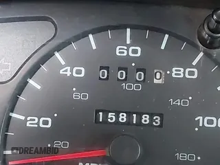 2002 Mercury Sable GS z VIN 1MEFM50U12G619858, wystawiony jako IAAI lot #42207058 z przebiegiem 158 183 mil mil oraz . Historia ofert i sprzedaży dostępna na DreamBid. Obrazek 14.