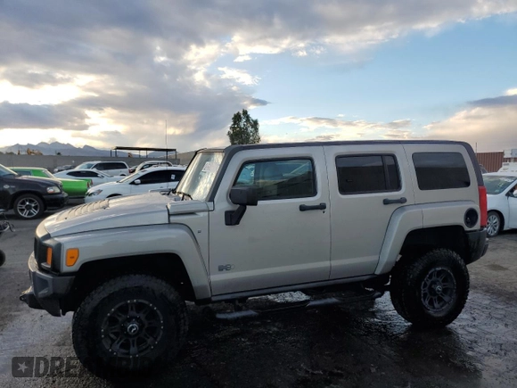 2006 Hummer H3 with VIN 5GTDN136268314020, listed as a Copart auction lot 78591814 with 114,007 mi miles and Clean Title. Bid and sale history available at DreamBid. Image 1.