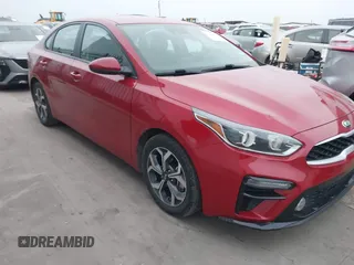 2021 Kia Forte FE z VIN 3KPF24AD1ME331681, wystawiony jako IAAI lot #41936517 z przebiegiem 87 757 mil mil oraz . Historia ofert i sprzedaży dostępna na DreamBid. Obrazek 1.
