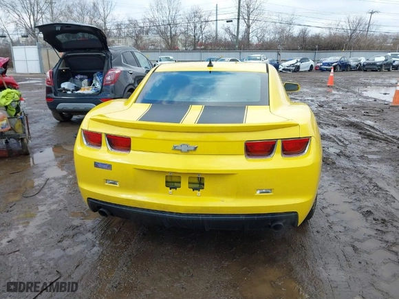 2012 Chevrolet Camaro 1LT with VIN 2G1FB1E34C9182124, listed as a IAAI auction lot 41685108 with NaN miles. Bid and sale history available at carsss.com. Image 17.