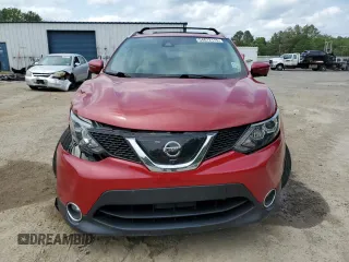 2017 Nissan Rogue Sport S with VIN JN1BJ1CR9HW102026, listed as a Copart auction lot 54612175 with 73,853 mi miles and Salvage Title. Bid and sale history available at carsss.com. Image 5.