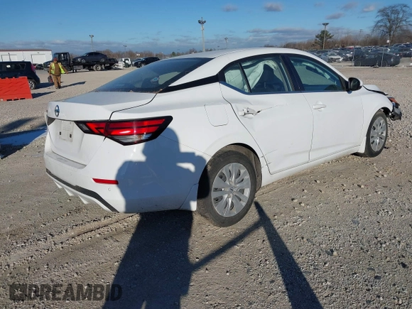 2022 Nissan Sentra S with VIN 3N1AB8BV7NY220533, listed as a IAAI auction lot 41040679 with 83,755 mi miles. Bid and sale history available at carsss.com. Image 4.