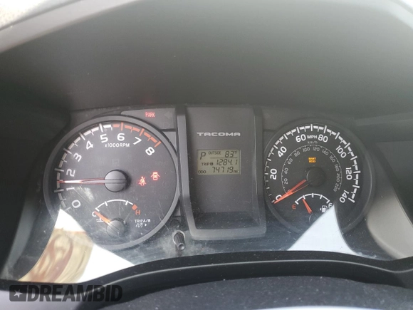2017 Toyota Tacoma SR z VIN 5TFAX5GN8HX086692, wystawiony jako Copart lot #42198915 z przebiegiem 74 719 mil mil oraz Czysty tytuł • Clean title. Historia ofert i sprzedaży dostępna na DreamBid. Obrazek 9.