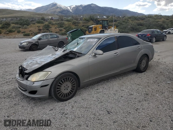 2007 Mercedes-Benz S 550 with VIN WDDNG71X27A106885, listed as a Copart auction lot 54573435 with 182,539 mi miles and Salvage title. Bid and sale history available at DreamBid. Image 1.